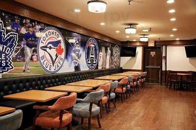 Liverpool John's Pub & Restaurant