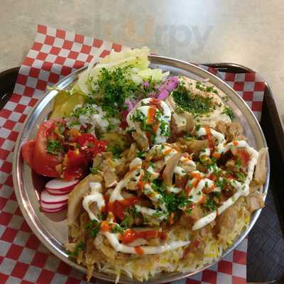 Mazaj Shawarma And Juice Ba