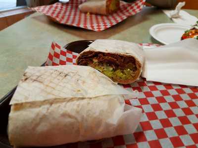 Mazaj Shawarma And Juice Ba