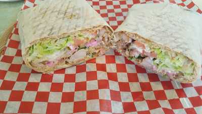 Mazaj Shawarma And Juice Ba