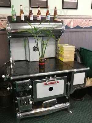 Minh's Garden Restaurant