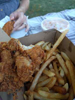 Broaster's Crispy Fried Chicken