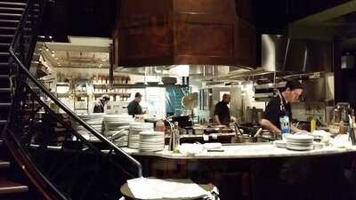 La Queue De Cheval Steakhouse And Raw Bar