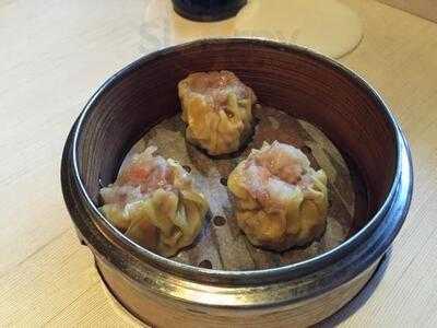 Dragon Rolls Japanese Thai