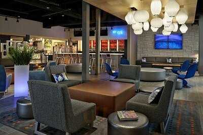 Wxyz Bar & Lounge