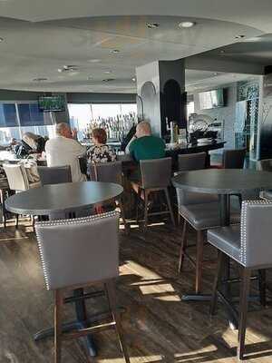 Fourteen Restaurant And Sky Lounge