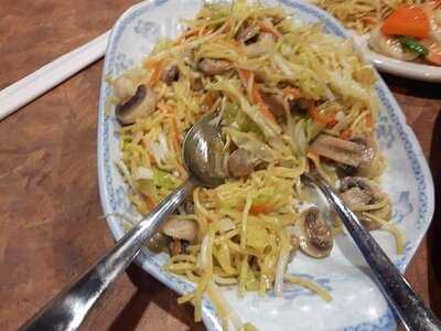 Moon Wok Chinese Restaurant