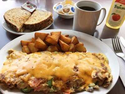 Happy All Day Breakfast & Lunch