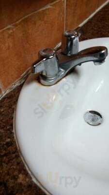 Mukut Indian Restaurant