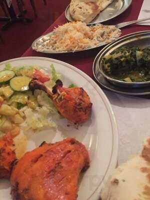 Mukut Indian Restaurant