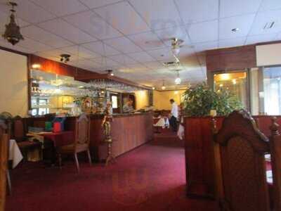 Mukut Indian Restaurant