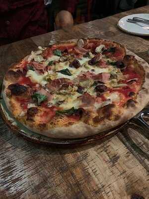 Industria Pizzeria + Bar