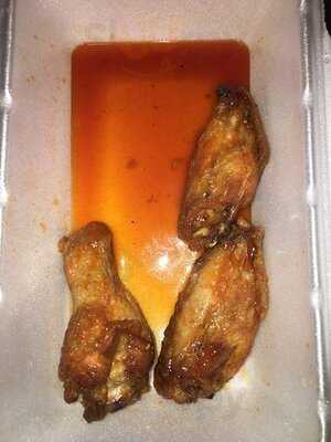 Wingmaster - The Wing & Sauce Shop