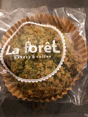 La Foret Bakery & Coffee