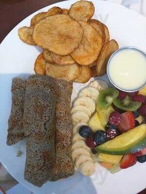 Eggsquis Laval, Chomedey