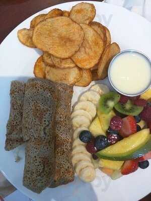 Eggsquis Laval, Chomedey