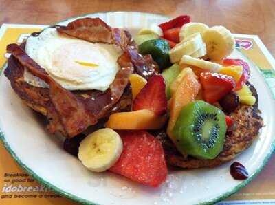 Cora's Breakfast & Lunch