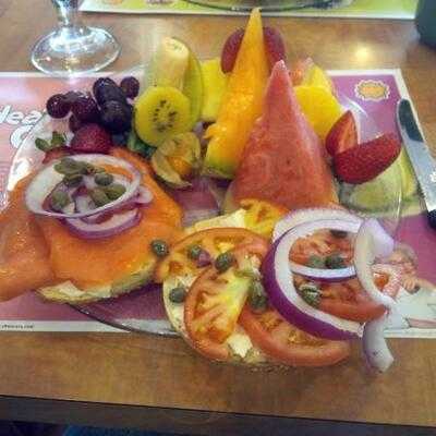 Cora's Breakfast & Lunch