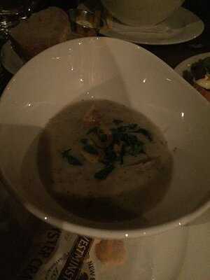 Elmdale Oyster House & Tavern