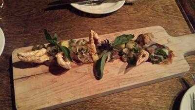 Elmdale Oyster House & Tavern