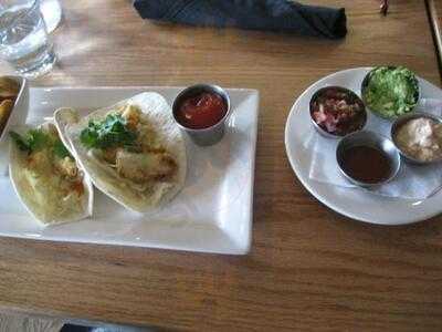 Merchants Restaurant & Bar