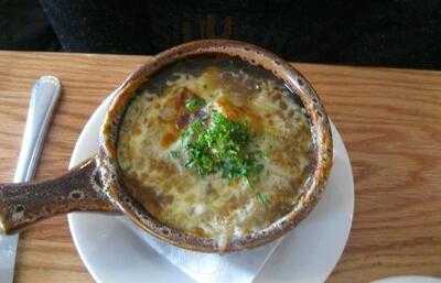 Merchants Restaurant & Bar