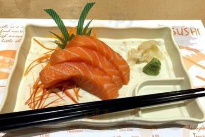 Sushi Sushi Japanese Restaurant