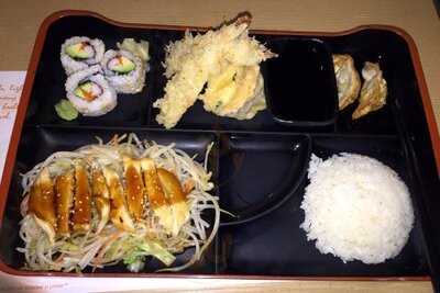 Sushi Sushi Japanese Restaurant