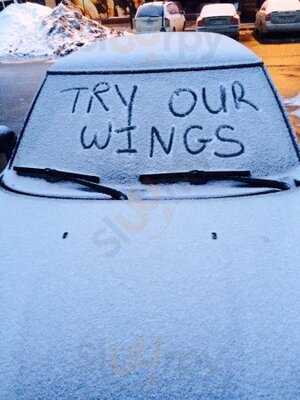 Coop's Smokin' Wing House