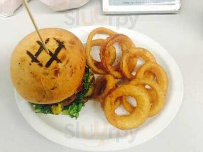 Coop's Smokin' Wing House