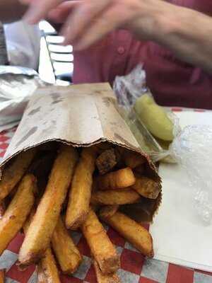 Sumilicious Smoked Meat & Deli