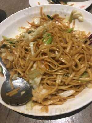 Dinesty Dumpling House