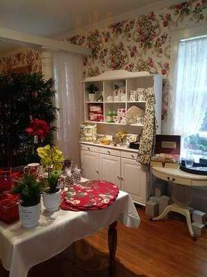 Primrose Lane Tea Room & Gift Shop