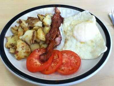 Roast 'n Toast Family Diner