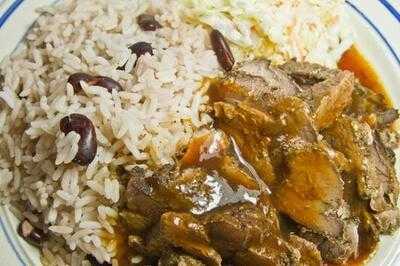 Cravins Caribbean Grill