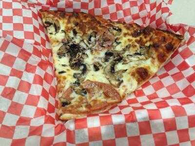 Pizza And Pasta Della Piazza