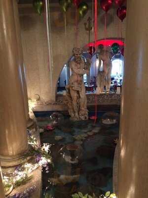 Thanasis Greek Restaurant