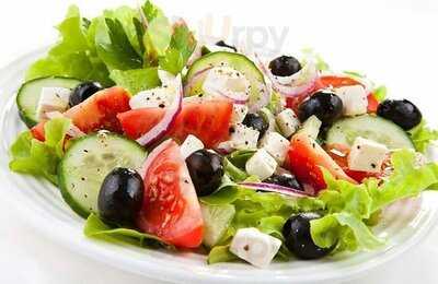 Sakis Greek And Mediterranean Restaurant