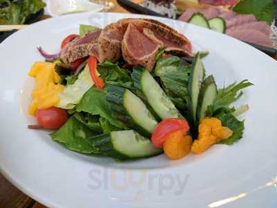 Sumo Sumo Sushi Bar & Grill