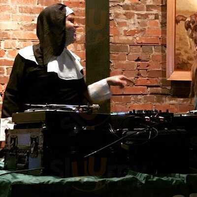 The Derrick Gin Mill & Kitchen