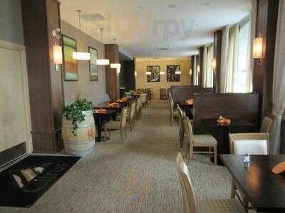 Citrus Restaurant And Lounge