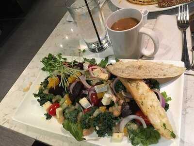 Rock Creek Woodsmoke Grill + Bar