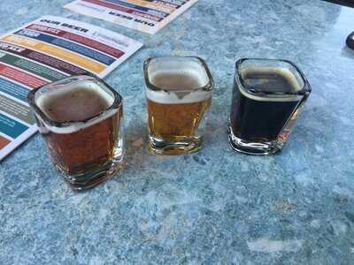 Brewsters Brewing Company & Restaurant