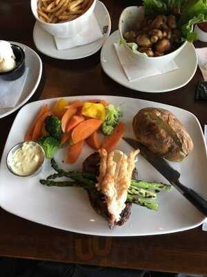 Baton Rouge Steakhouse & Bar