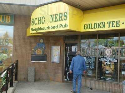 Schooners Pub