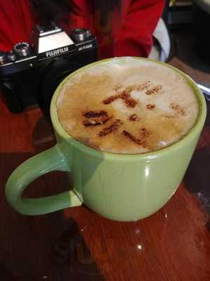 It's The Cat's Meow Cafe