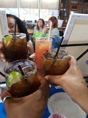 Grizzly's Bar & Grill