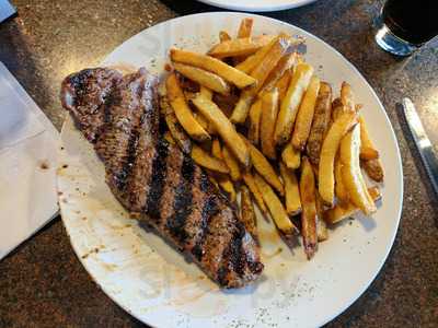 Grizzly's Bar & Grill