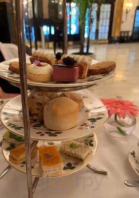 The Palm Court At The Ritz-carlton