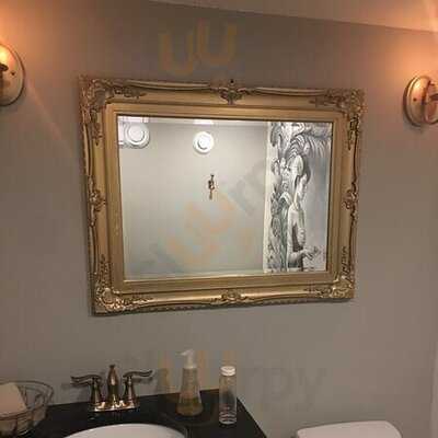 The Vanitea Room A Tea Salon & Eatery